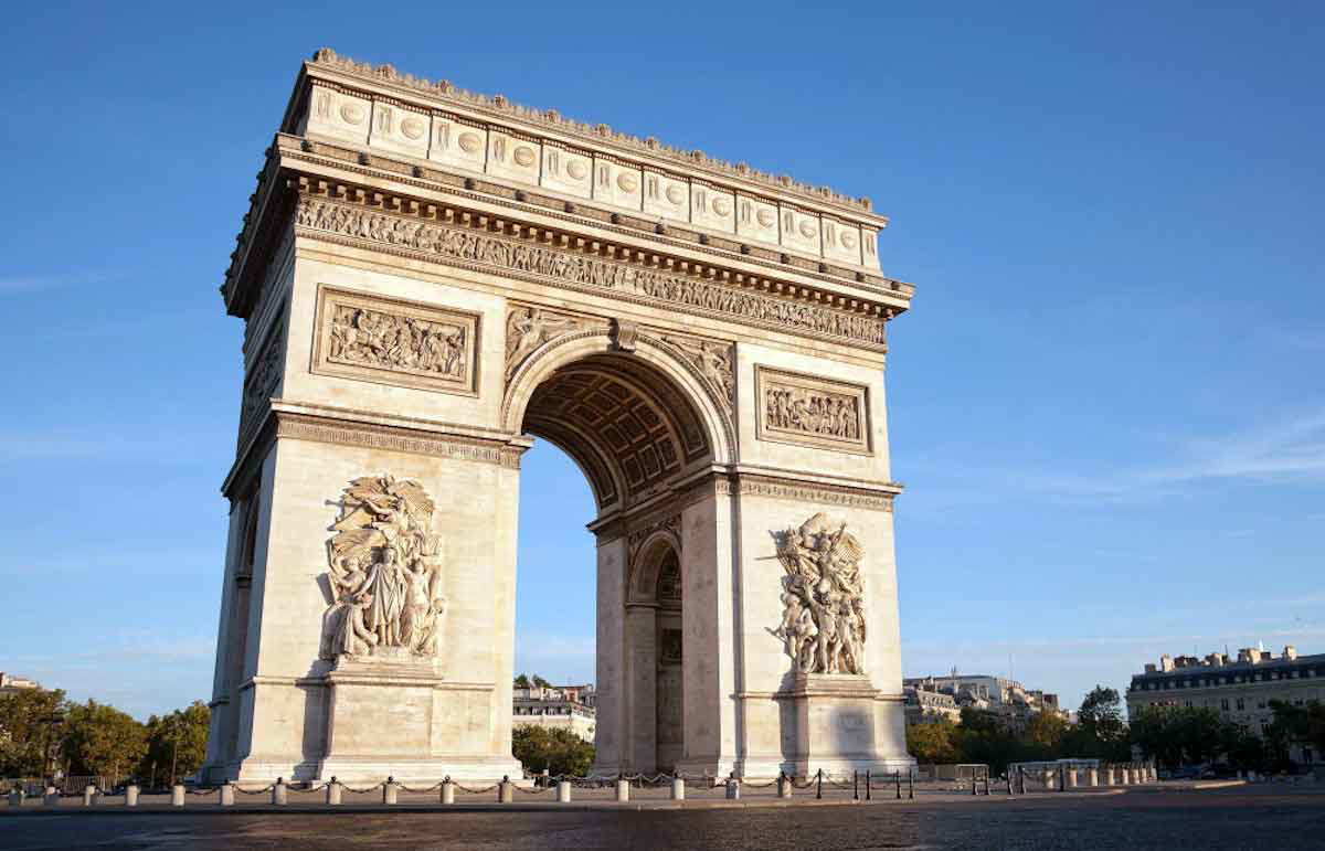arc de triumph paris france