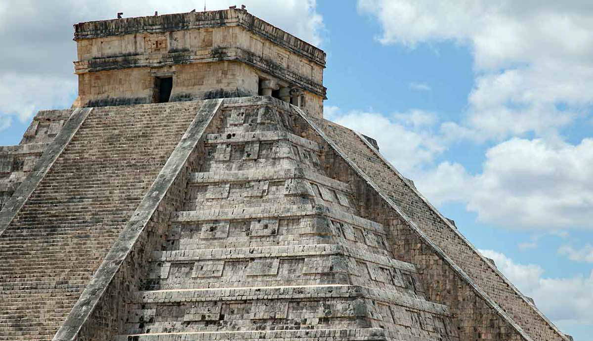 best time to visit chichen itza
