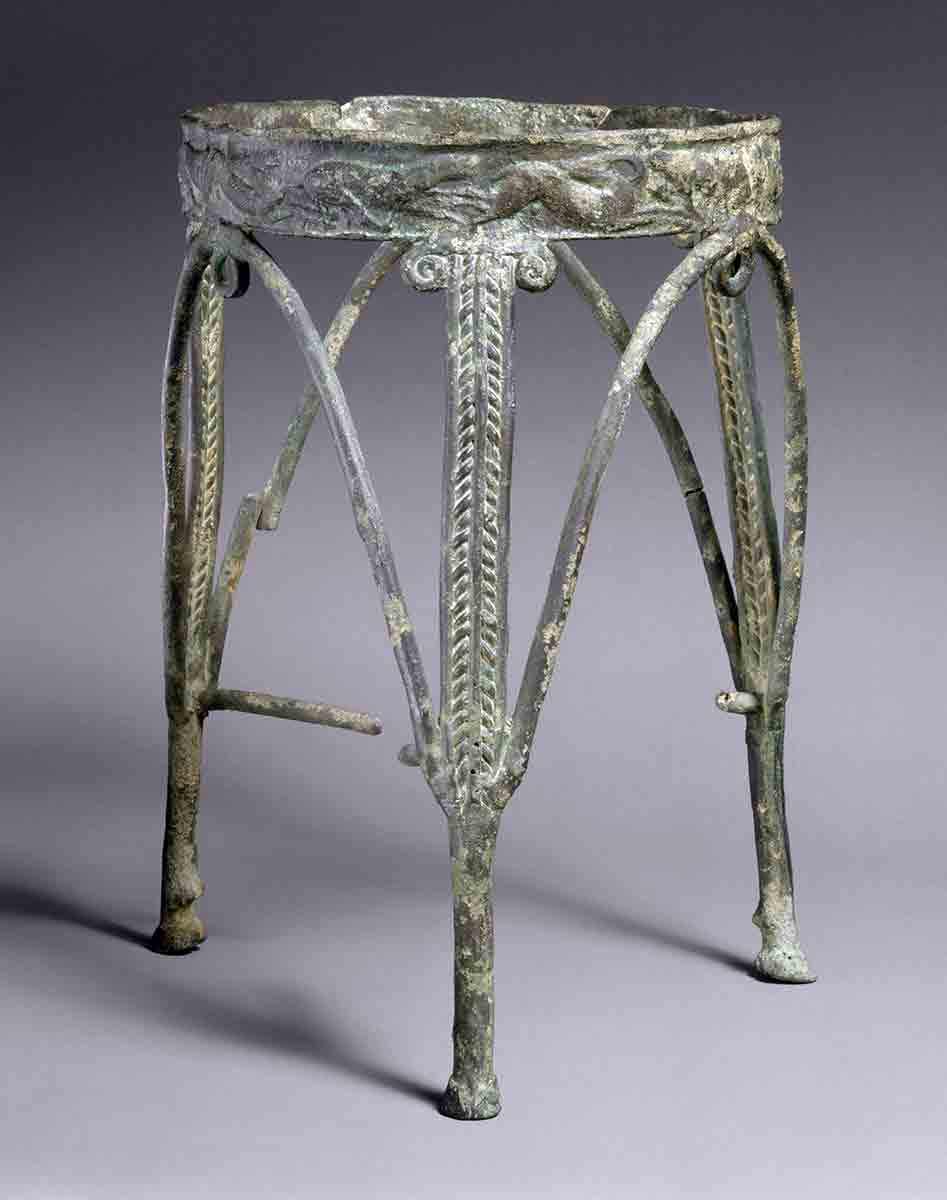 bronze rod tripod cyrpus 1250 1050 bce