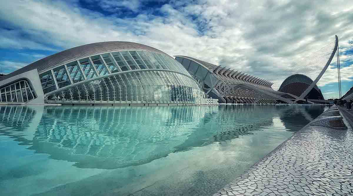 city arts sciences valencia calatrava