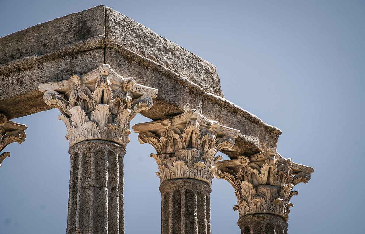 corinthian capitals roman temple frank nurnberger