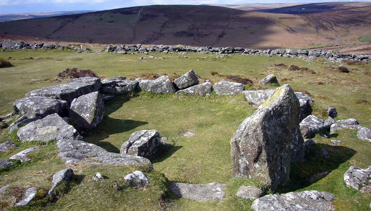 devon historical places grimspound