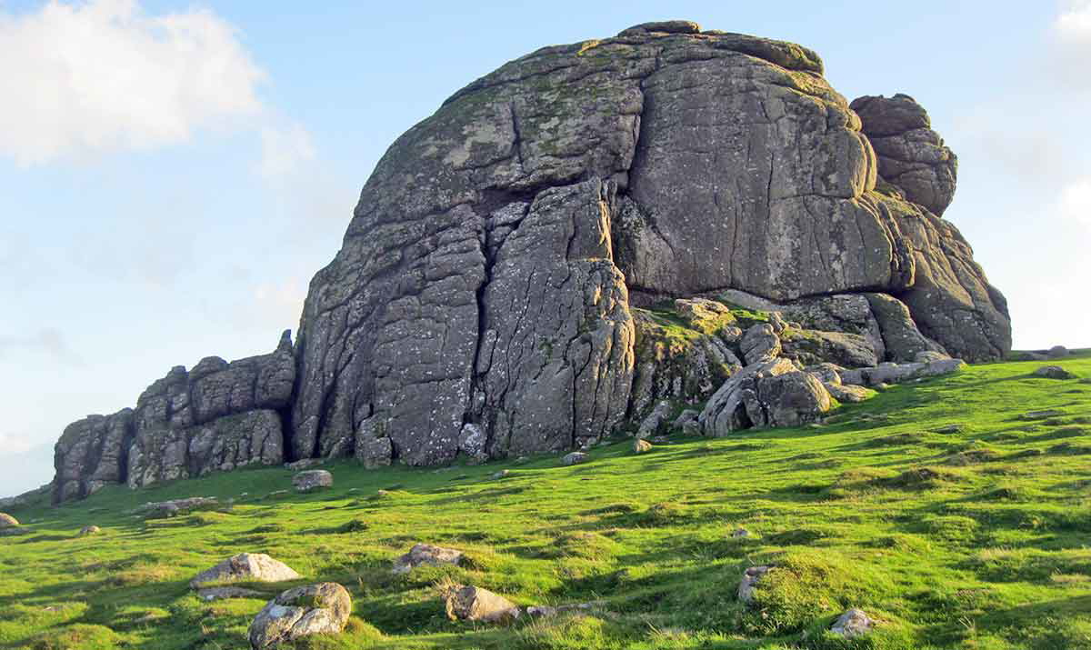 devon historical places haytor rocks