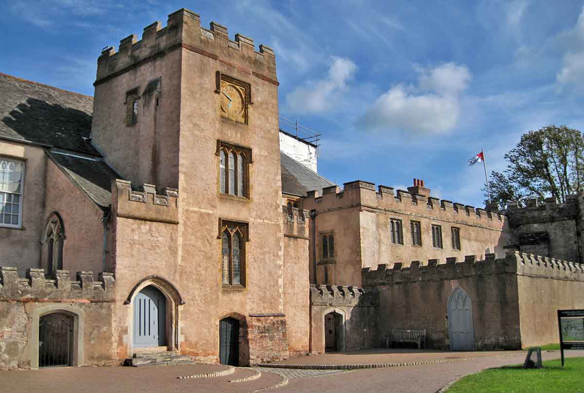 devon historical places torre abbey