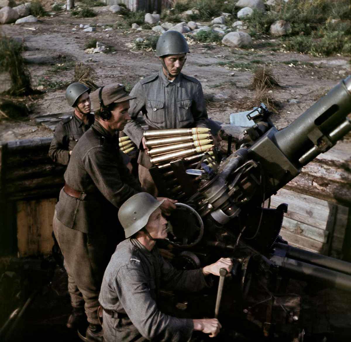 finnish troops bofors