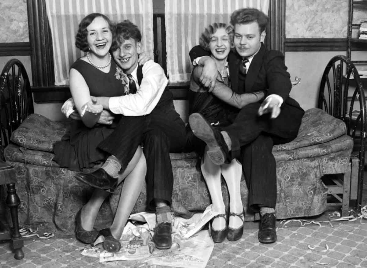 flapper with dates chicago 1928 photo