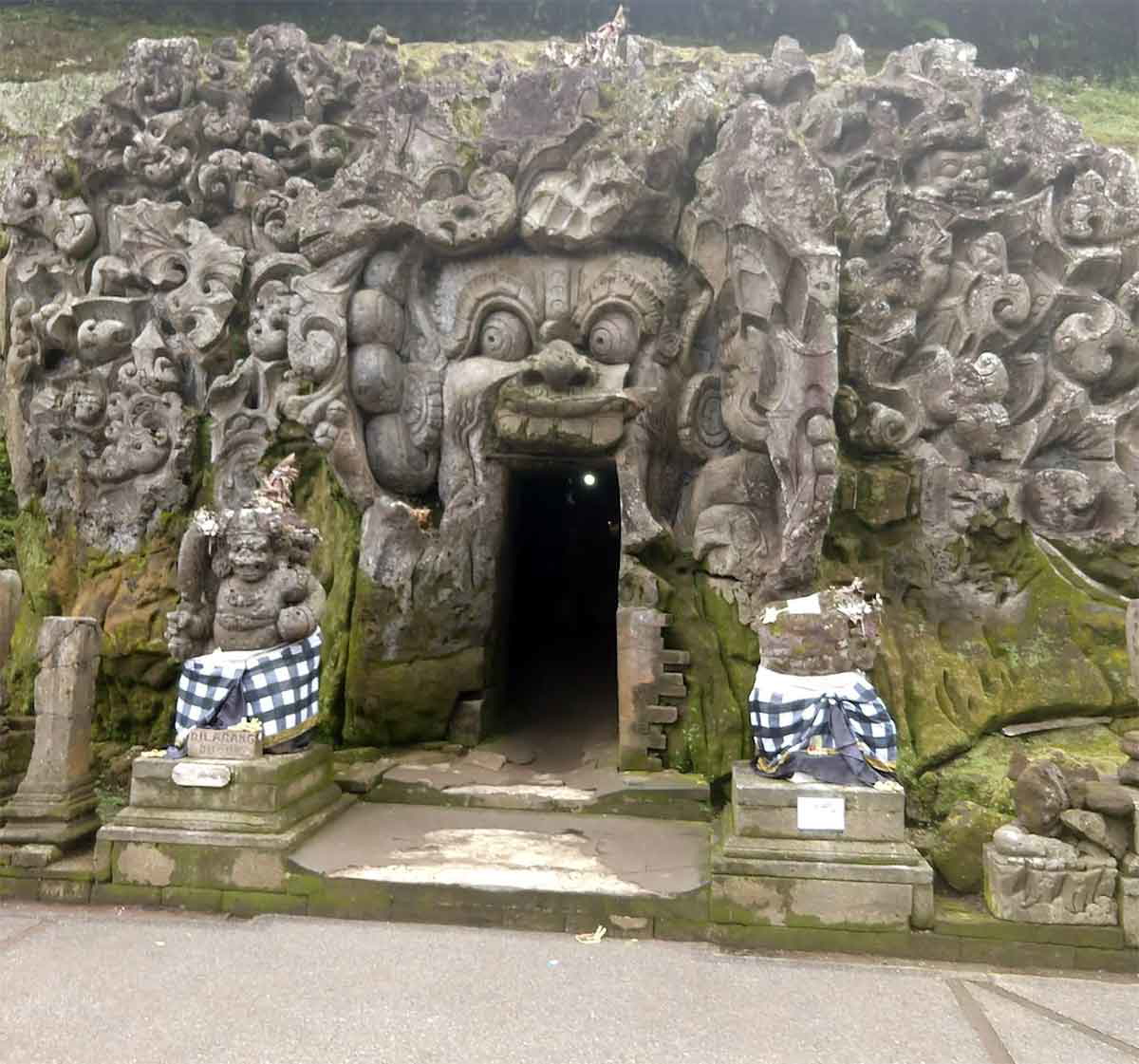goa gajah bali