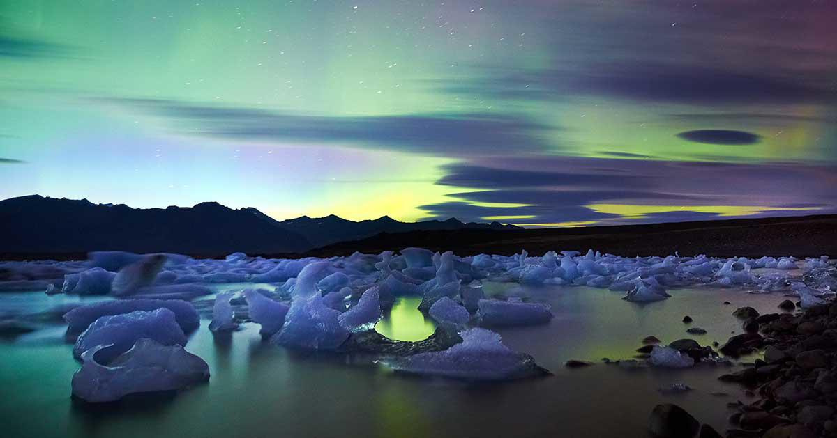 iceland icebergs dusk