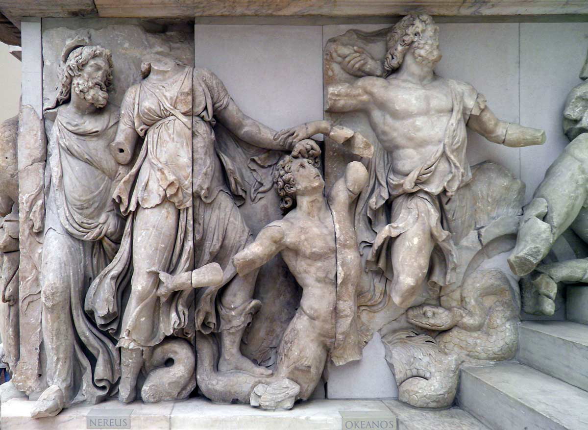 johann-joachim-winckelmann-pergamom-altar-sculpture