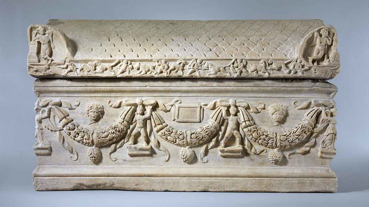 marble sarcophagus with garlands roman 200 ce