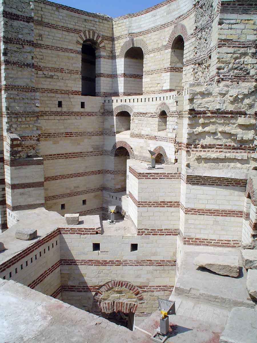 ruins roman bablyon fortress coptic cairo
