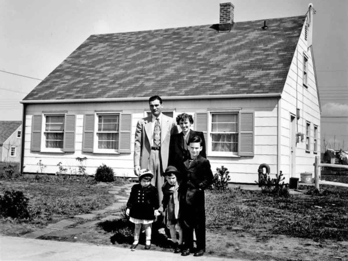 suburban family long island 1950s america