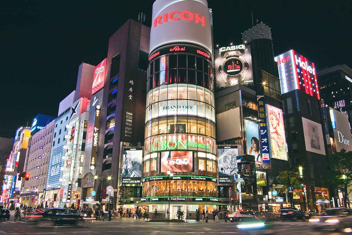 tokyo at night