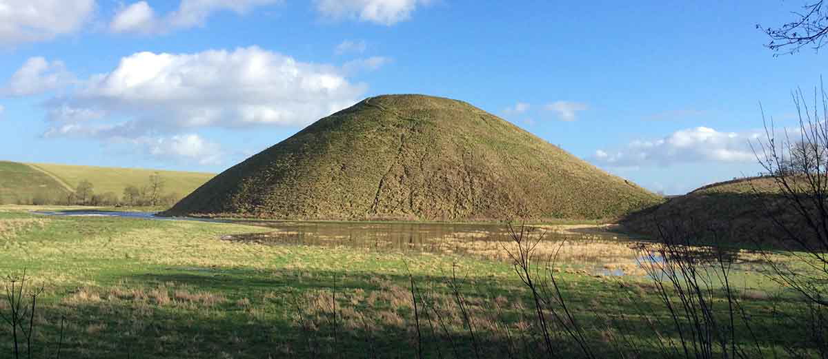 wiltshire historical places silbury hill
