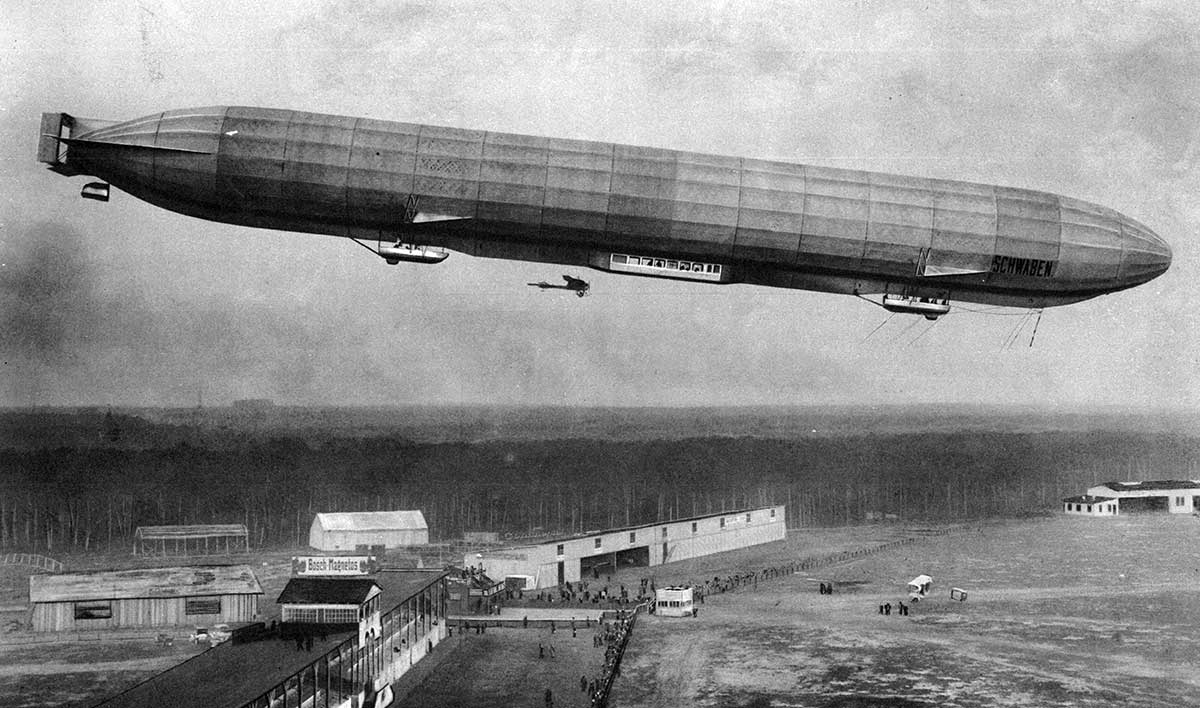 first passenger airship lz 10 schwaben
