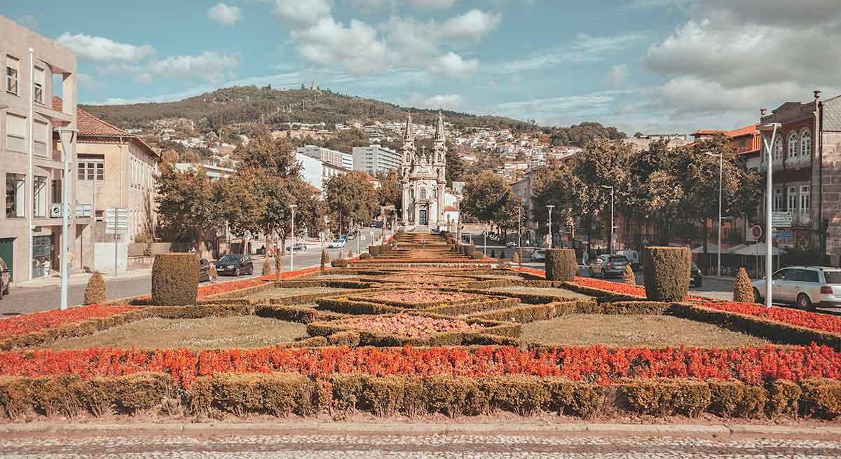 guimaraes gardens