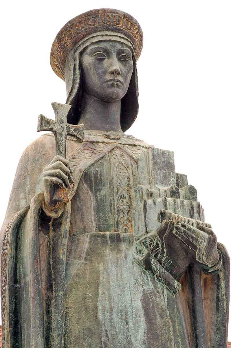 guimaraes mumadona dias statue