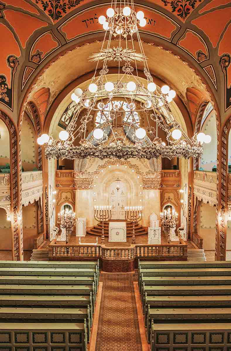 hungarian synagogue