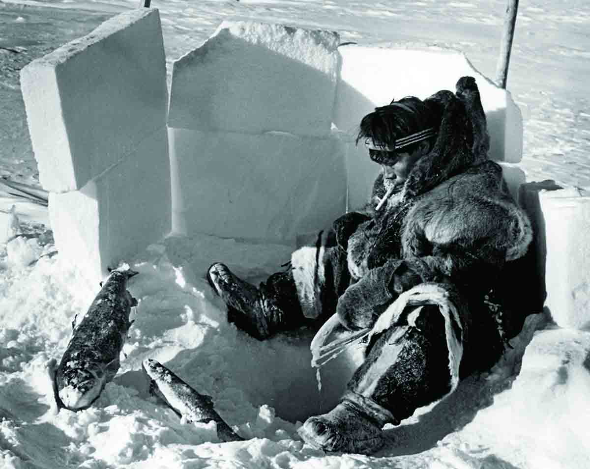 inuit fishing arctic