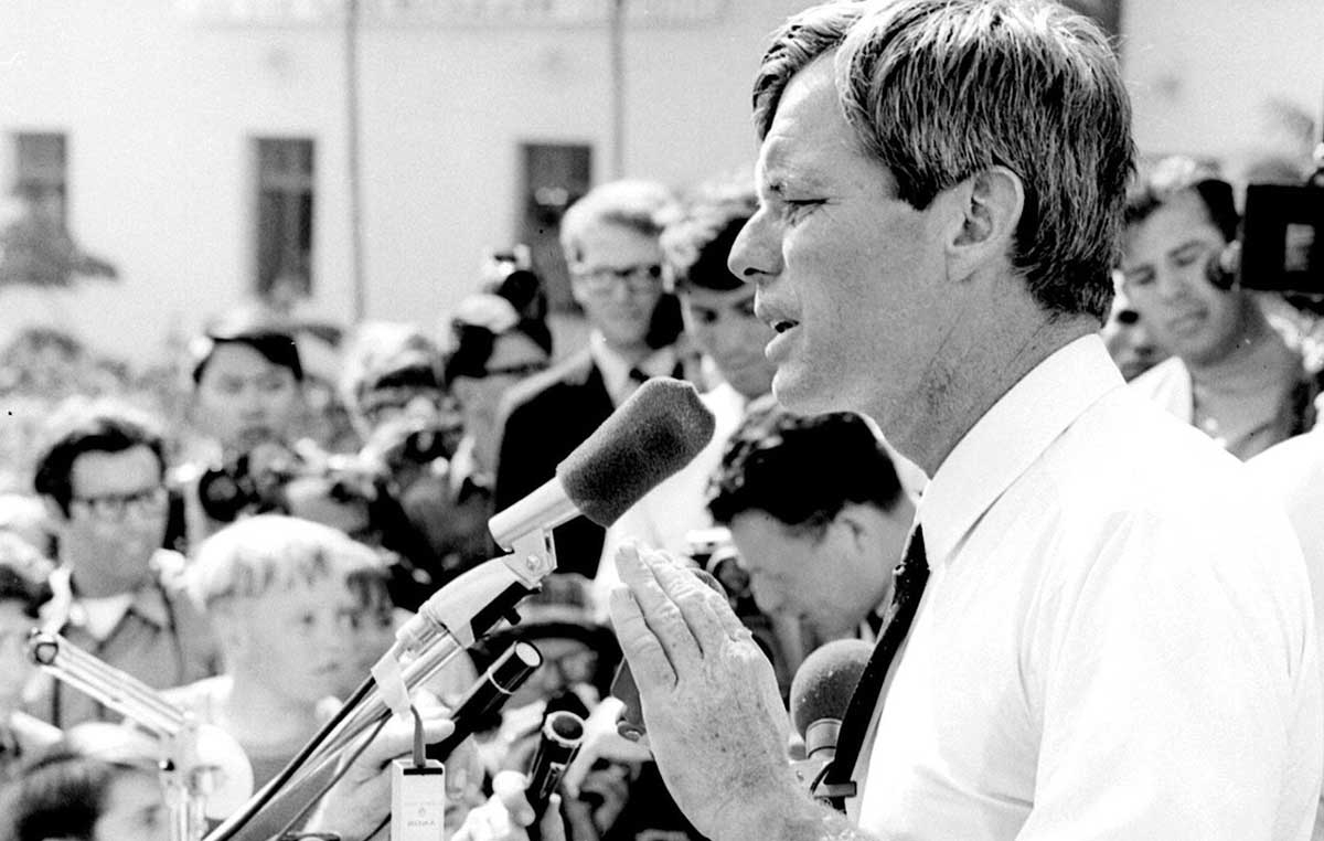 robert f kennedy 1960s populist
