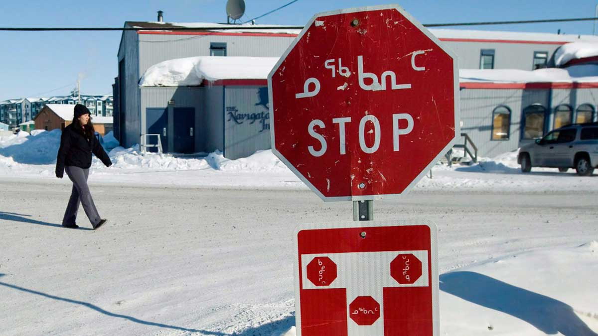 stop sign inuktitut