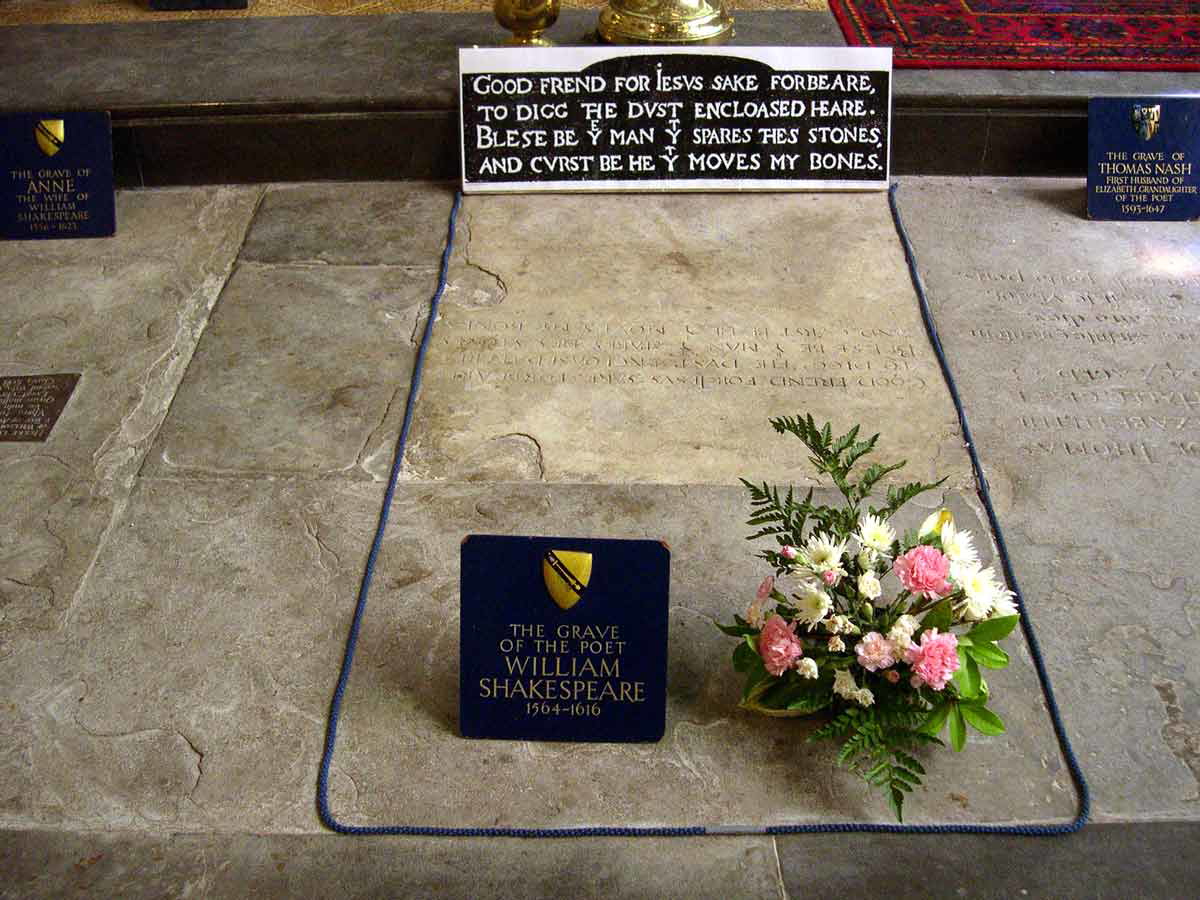 william shakespeare grave inscription curse stratford flowers