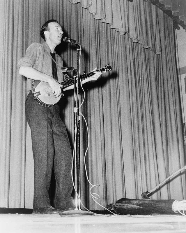 Pete Seeger 5-string banjo 