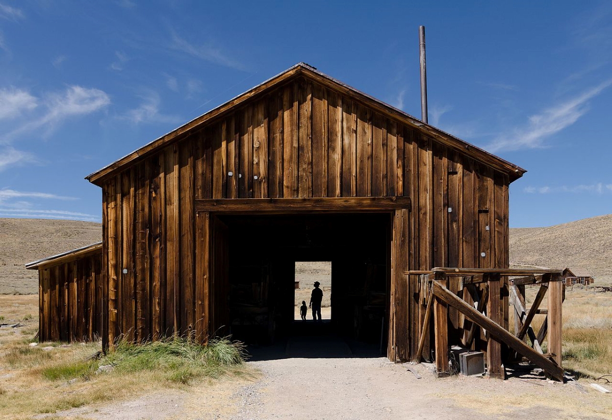 county barn bodie california