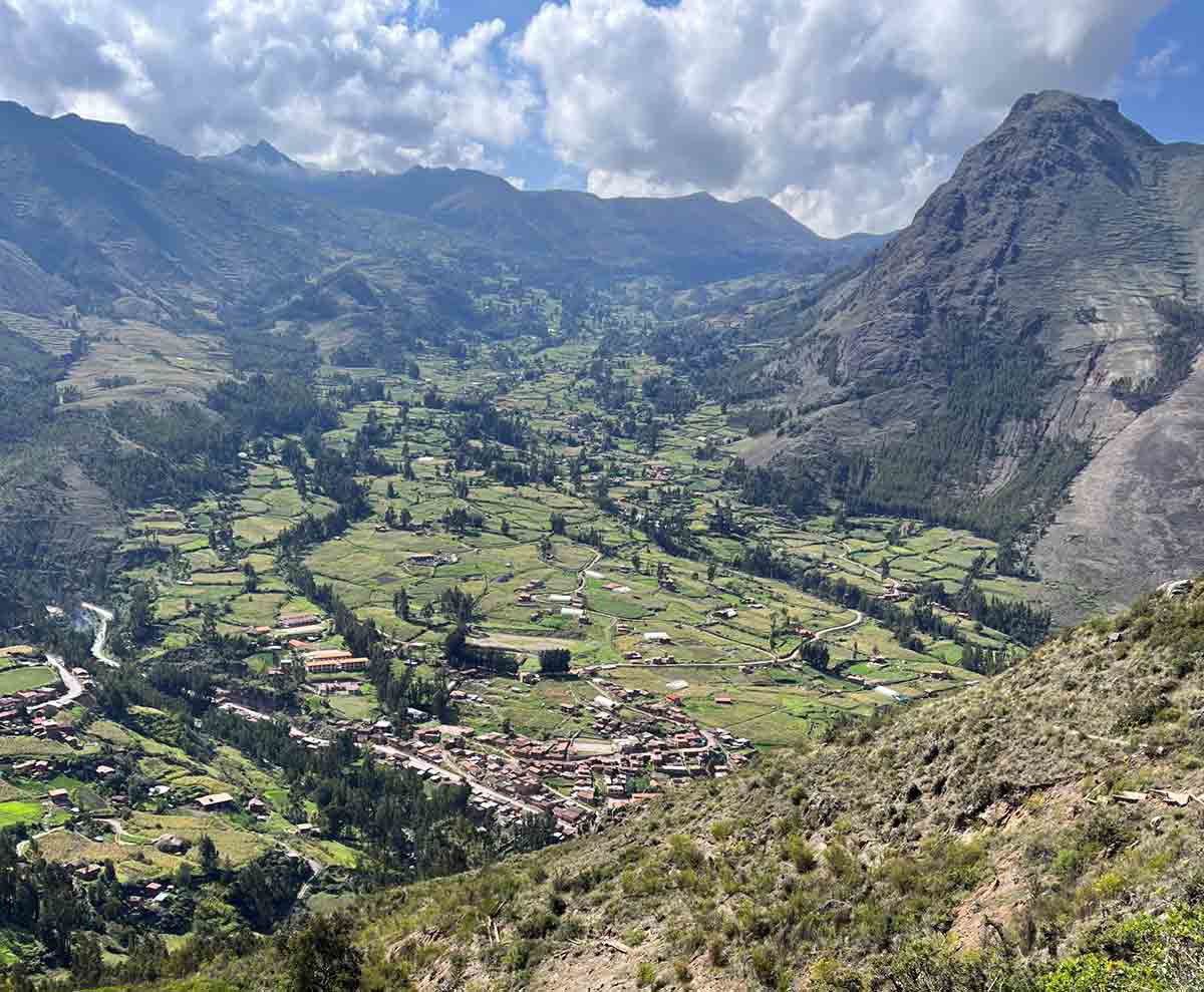 sacred valley andes peru