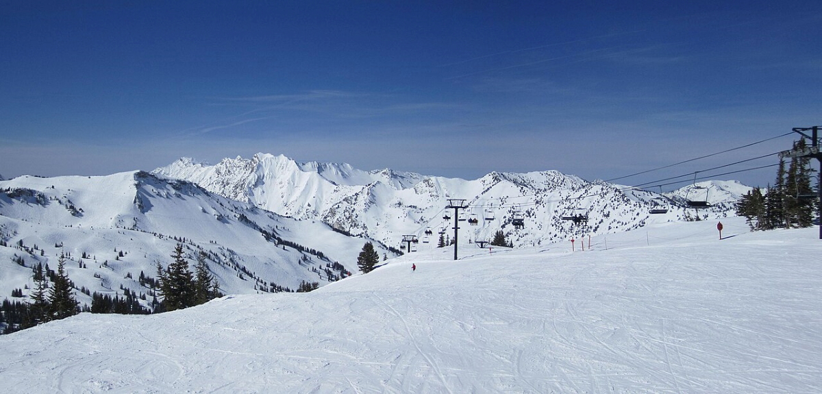 top of sugarloaf lift alta utah