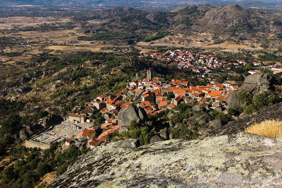monsanto town portugal