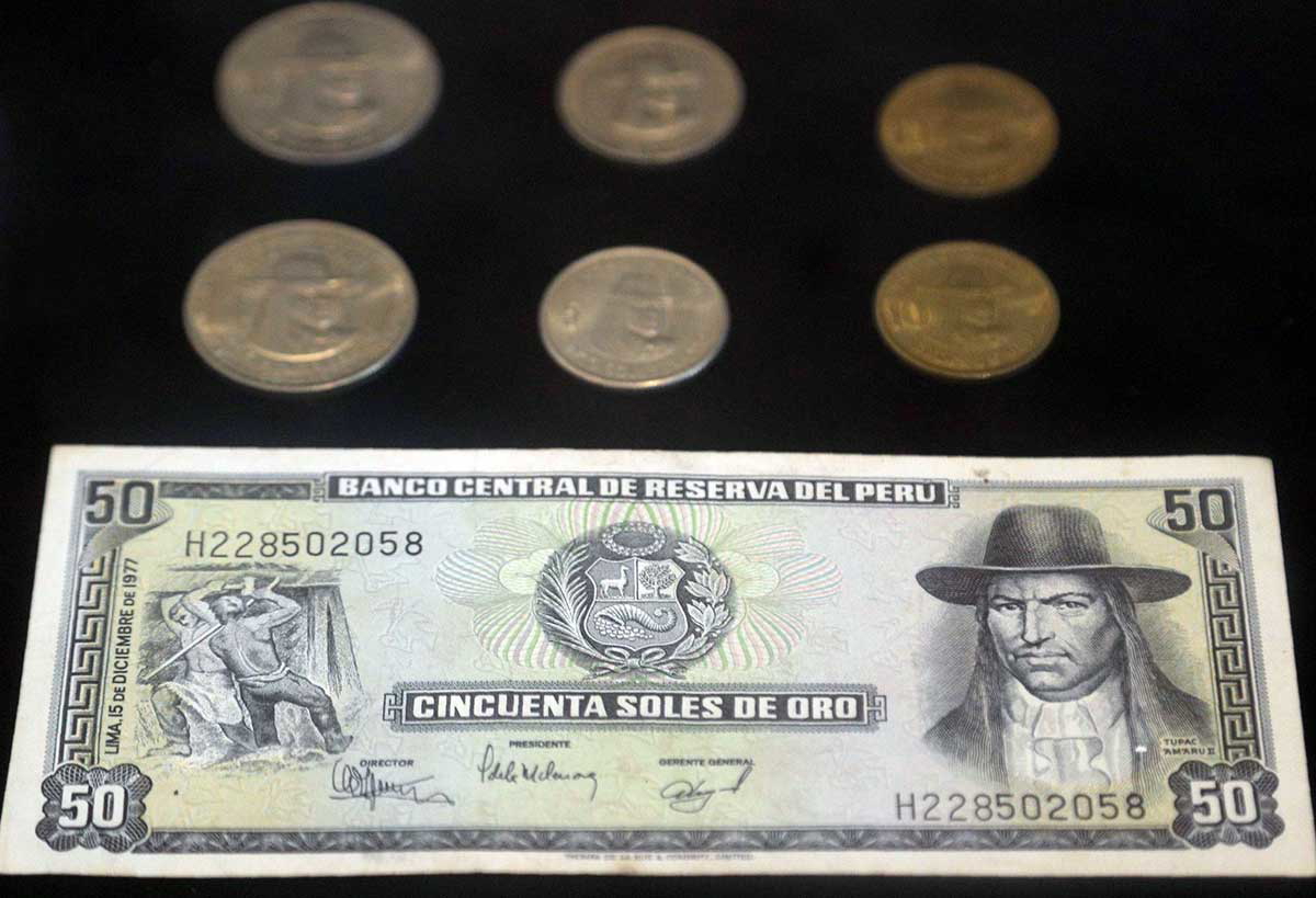 tupac amaru currency photo