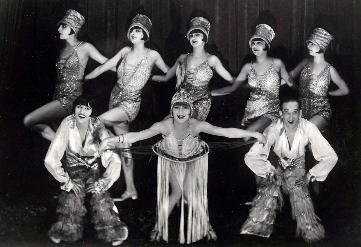 weimar republic weimar dancers photo