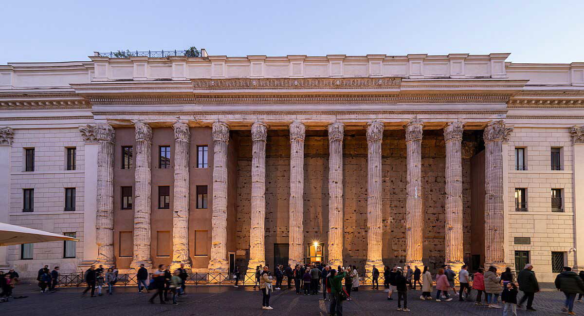Temple Hadrian Wiki