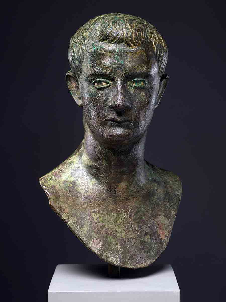 bronze portrait gaiuscaligula metmuseum