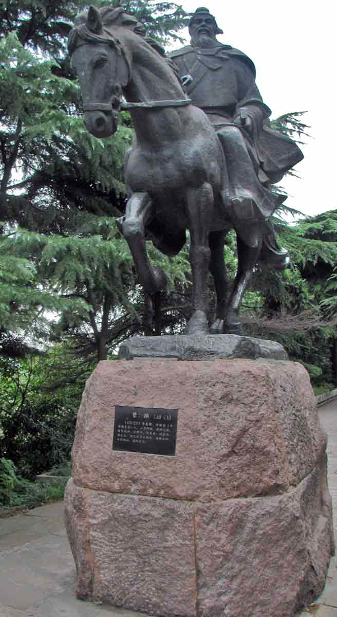 cao cao statue wuhan