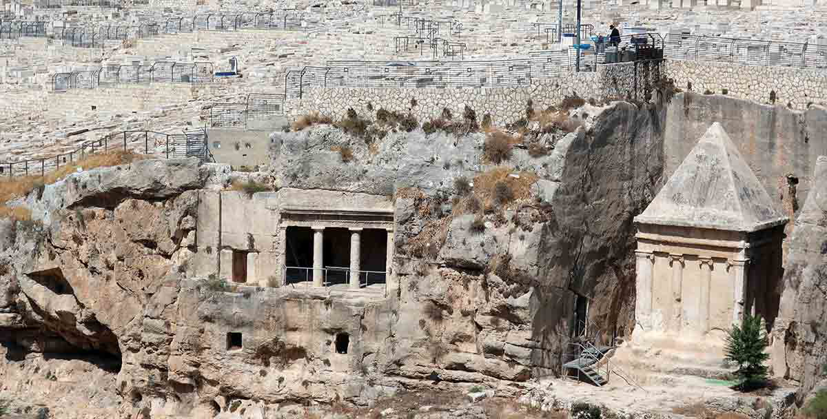 david bena zechariahs tomb photograph