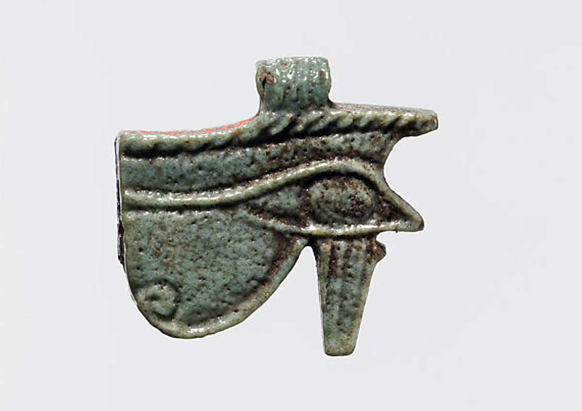 eye of horus amulet
