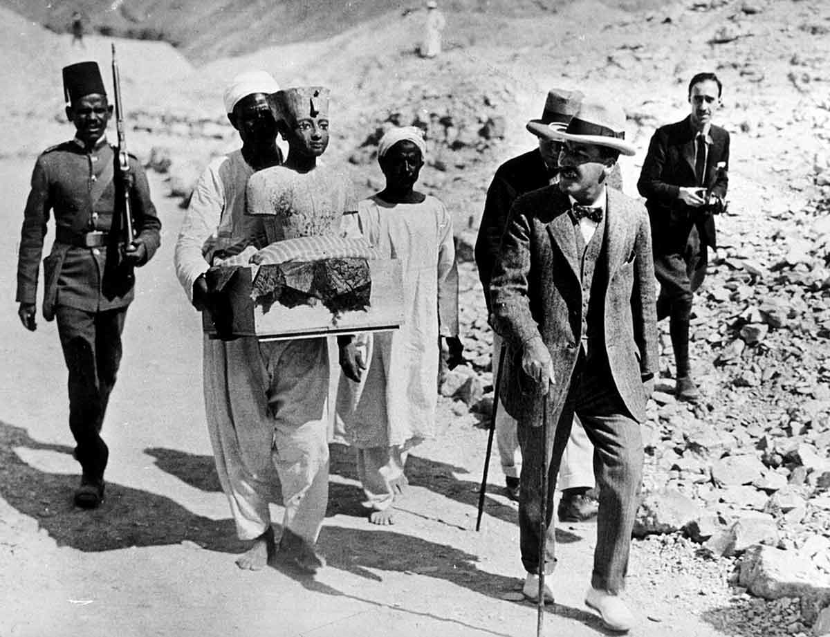 howard carter king tut tomb egypt photograph