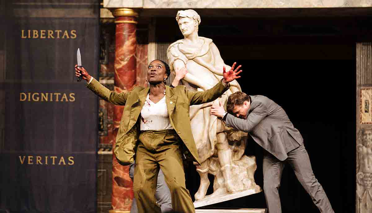 julius caesar globe theater william shakespeare performance