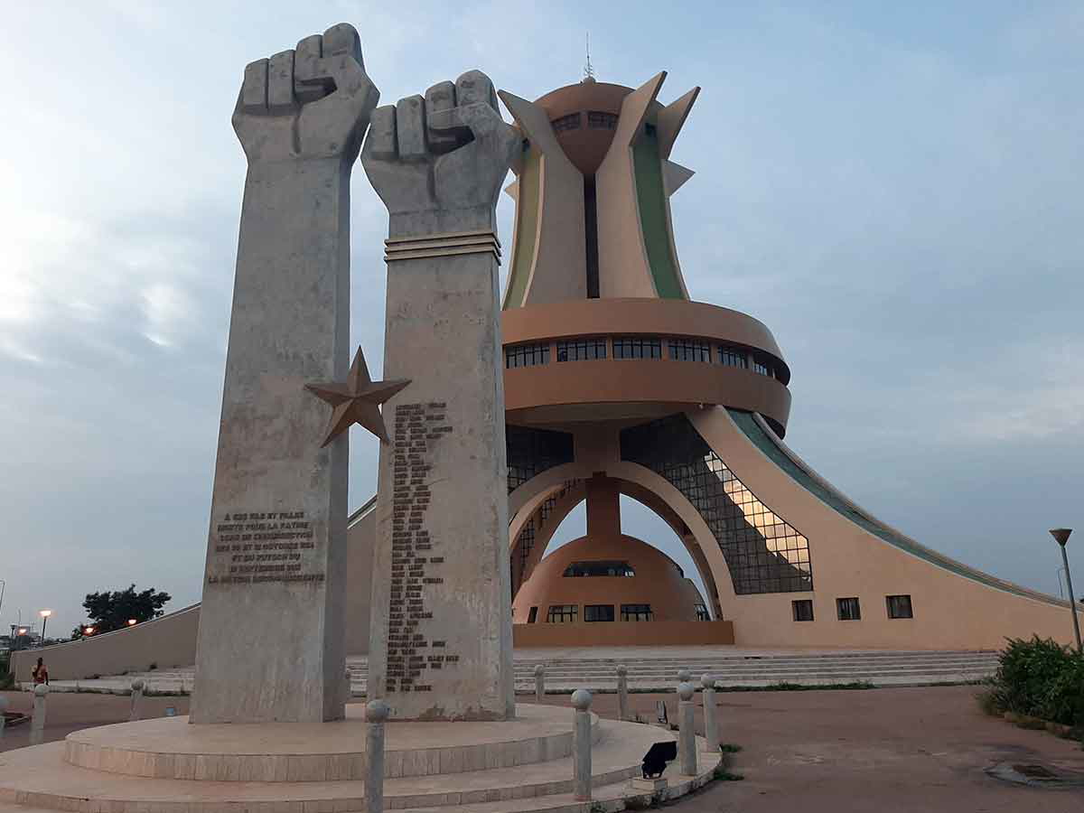 monument of martyrs 2