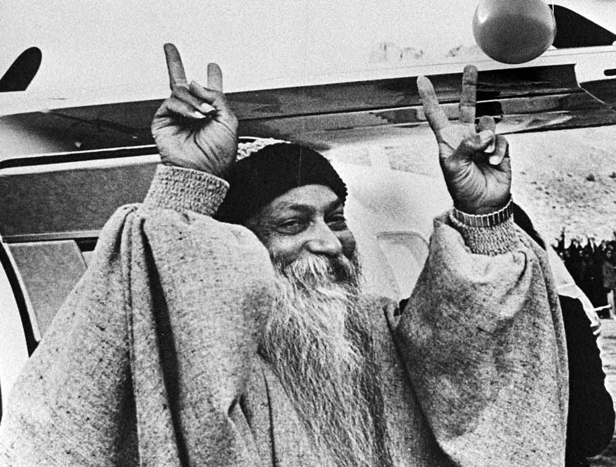 osho peace sign image