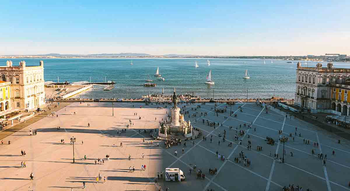praca square lisbon