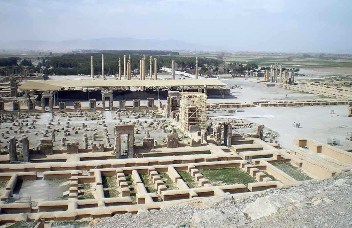 ruins Persepolis author
