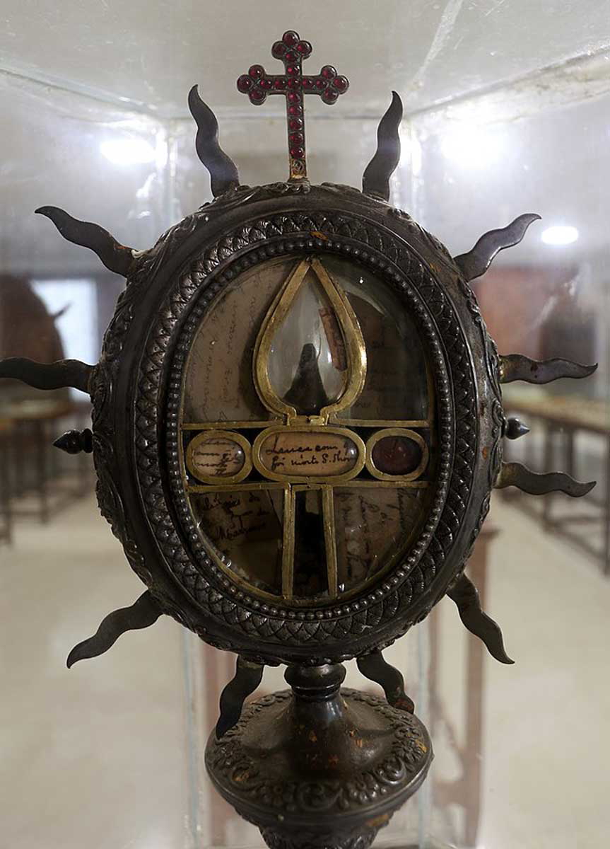 spearhead reliquary saint thomas twelve disciples