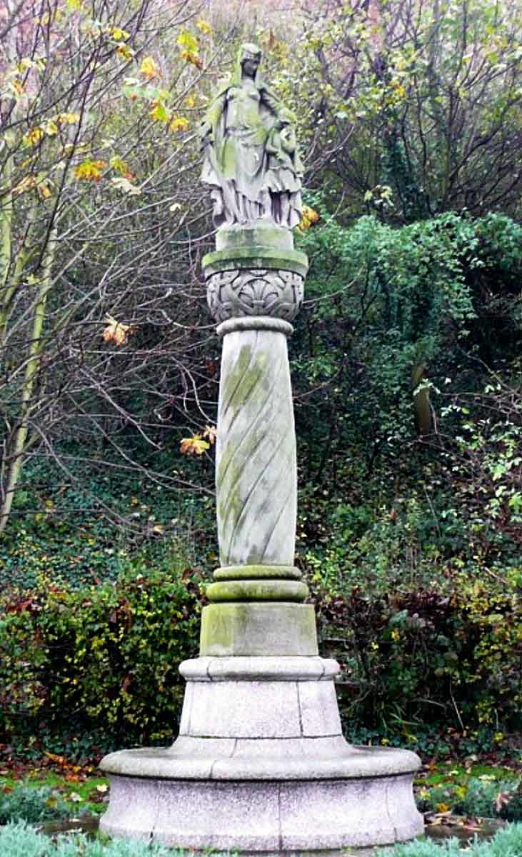 statue aethelflaed tamworth castle humphrey bolton