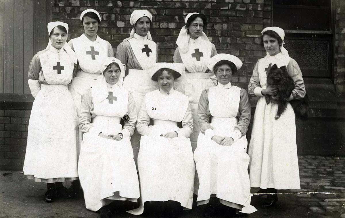 wwi volunteer nurses red cross