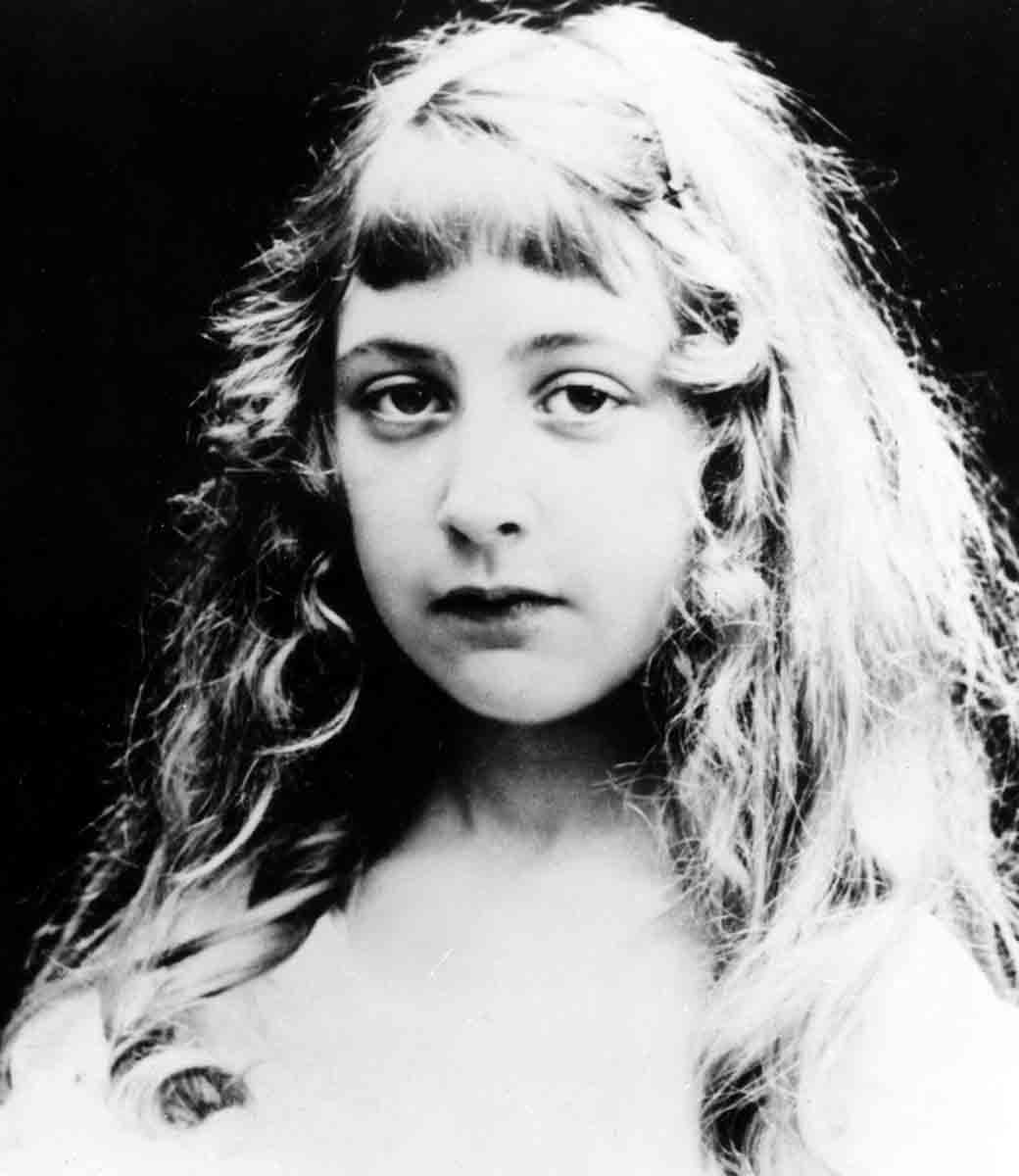 young agatha christie