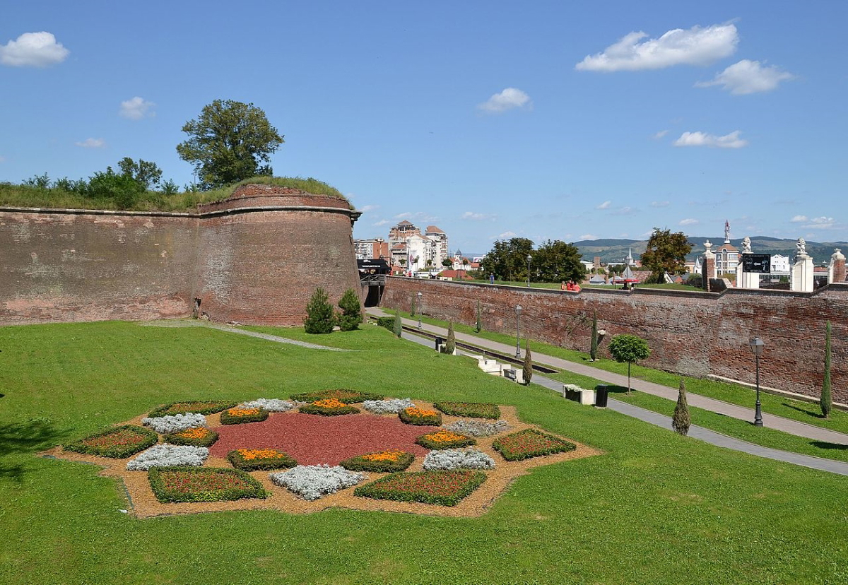 alba iulia fortress romania
