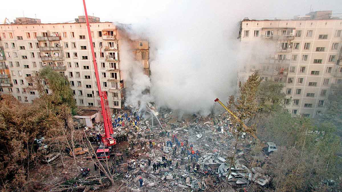 destroyed moscow apartment